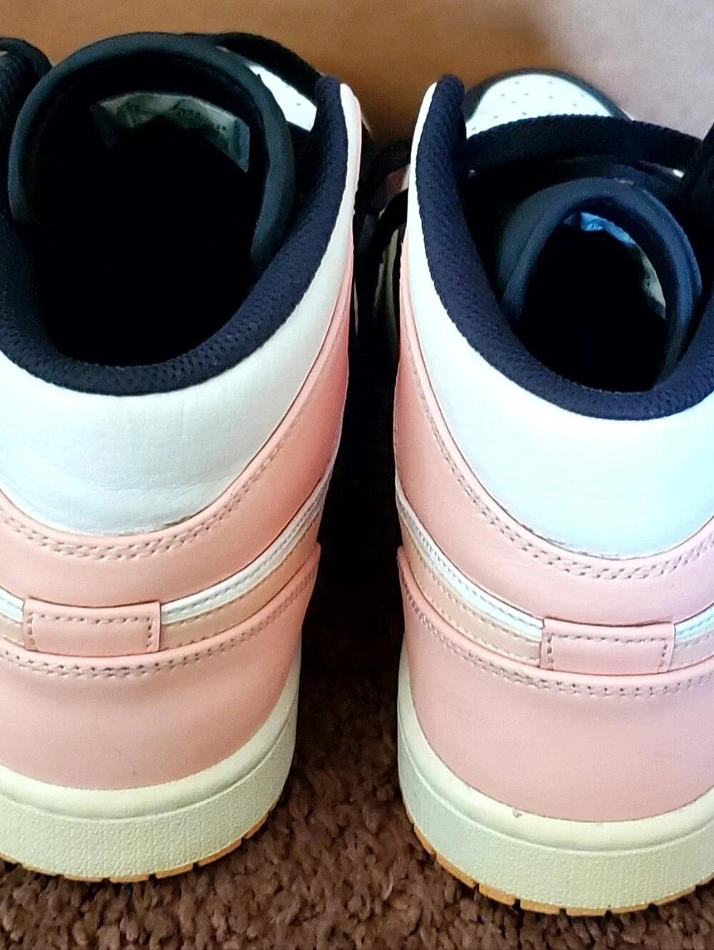 Jordan 1 High — Black, White & Pink